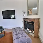 P&R - Confort Retro, 1 Bdr, In Plainpalais