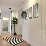 P&R - Confort Retro, 1 Bdr, In Plainpalais